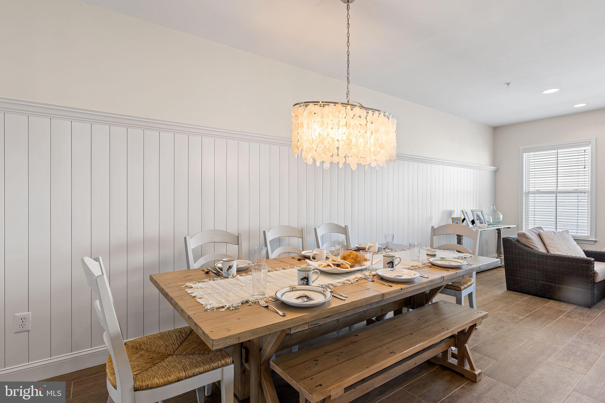 SUNSET ISLAND - Residential