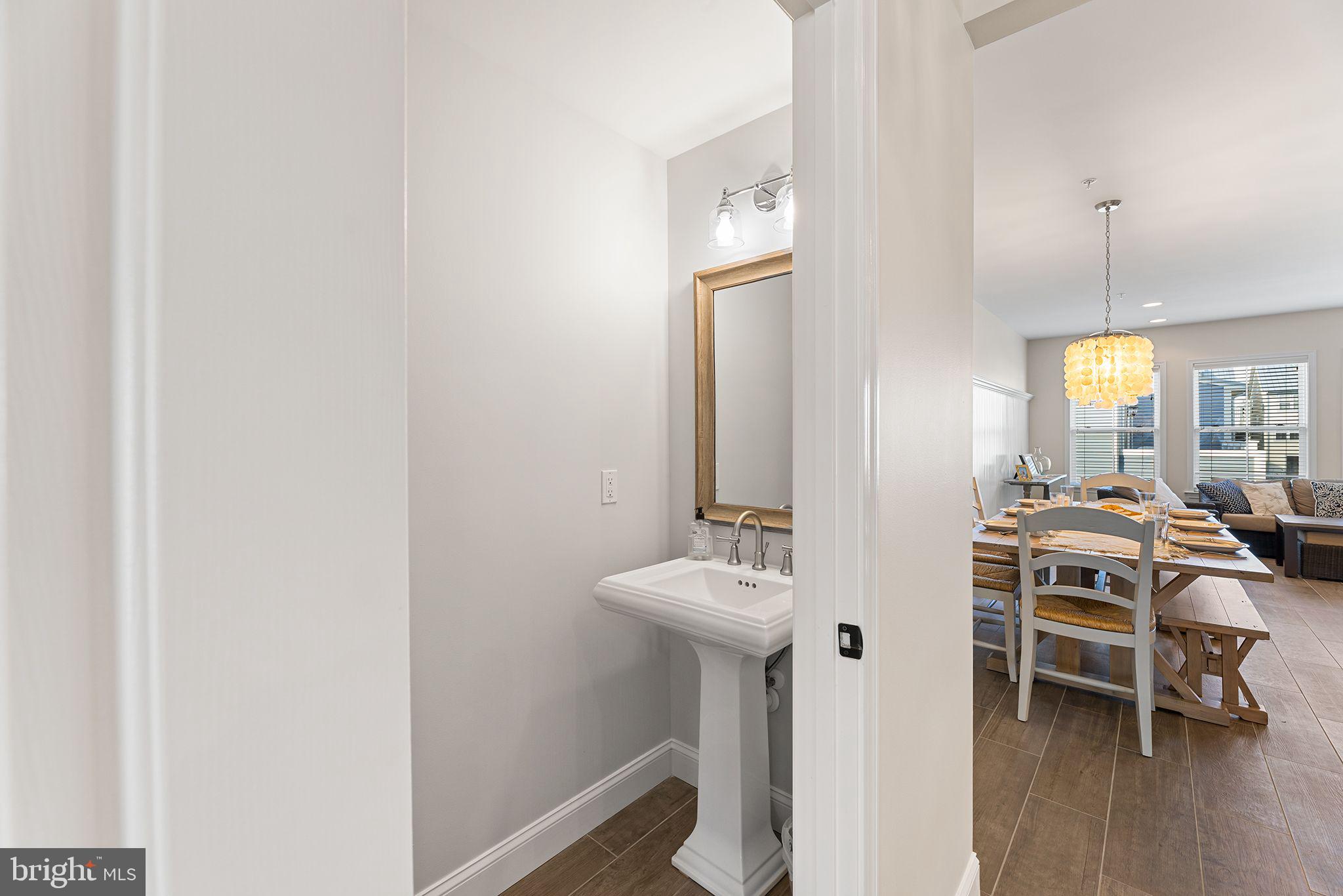 SUNSET ISLAND - Residential