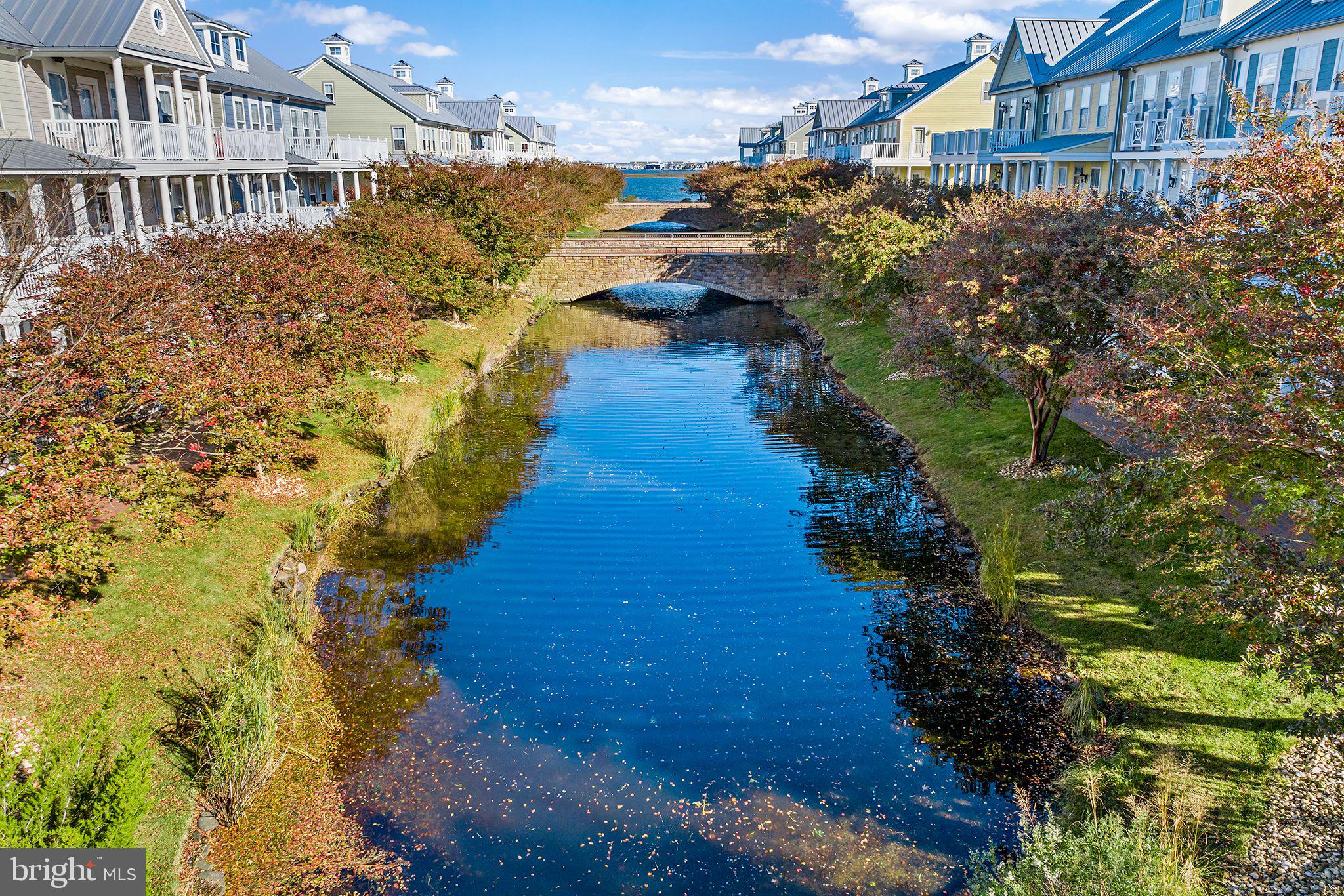 SUNSET ISLAND - Residential