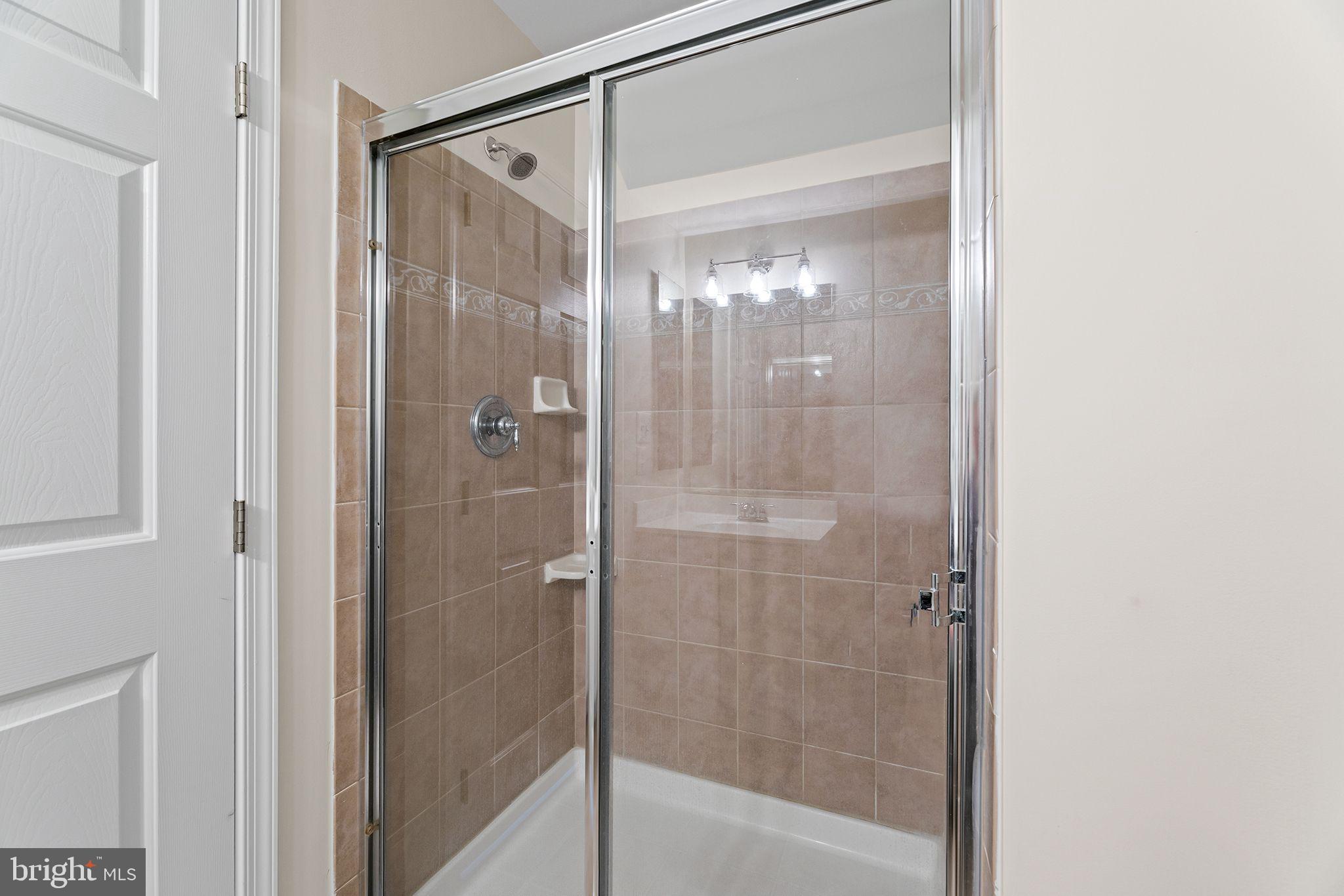 SUNSET ISLAND - Residential