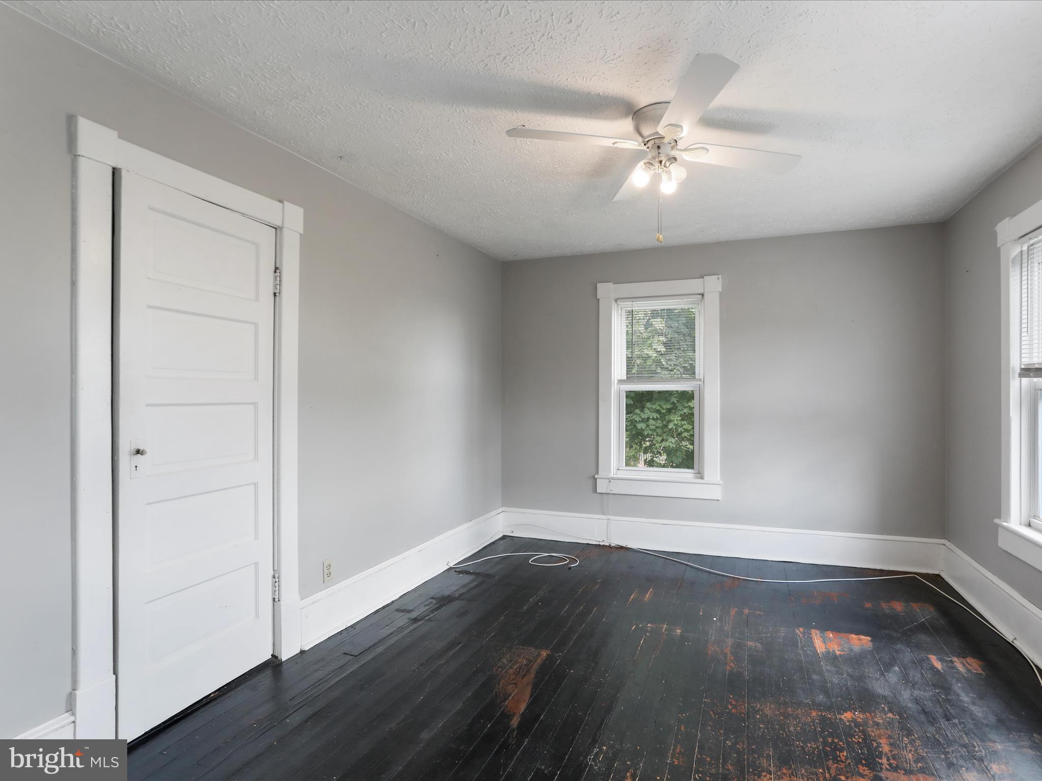 TOWN OF HEDGESVILLE - Residential