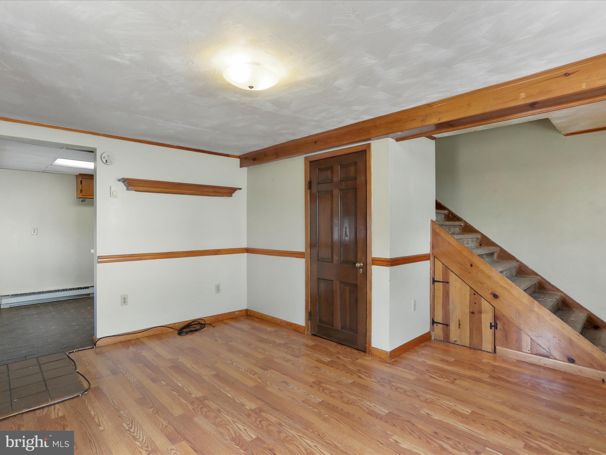 TOWN OF HEDGESVILLE - Residential