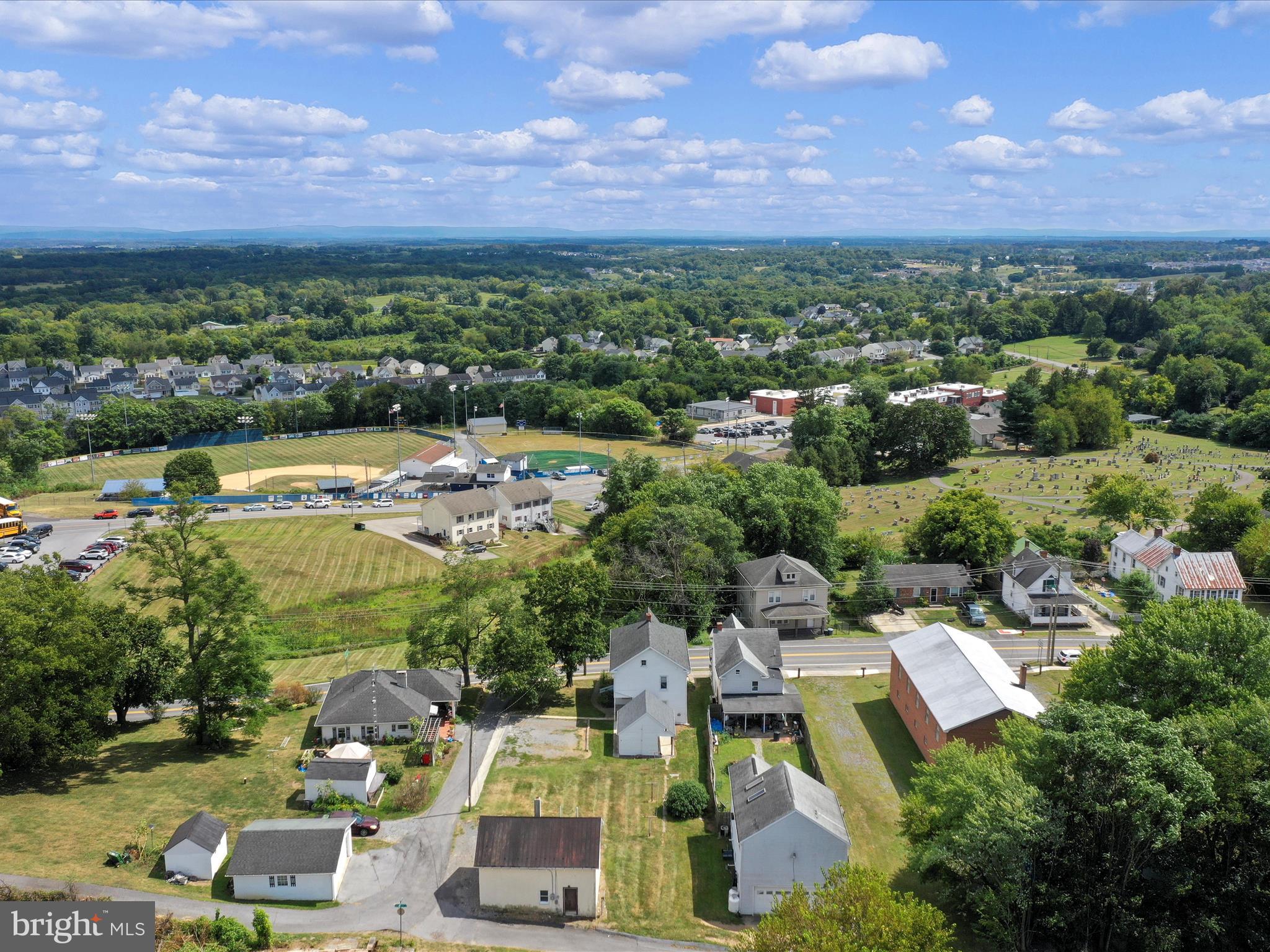 TOWN OF HEDGESVILLE - Residential