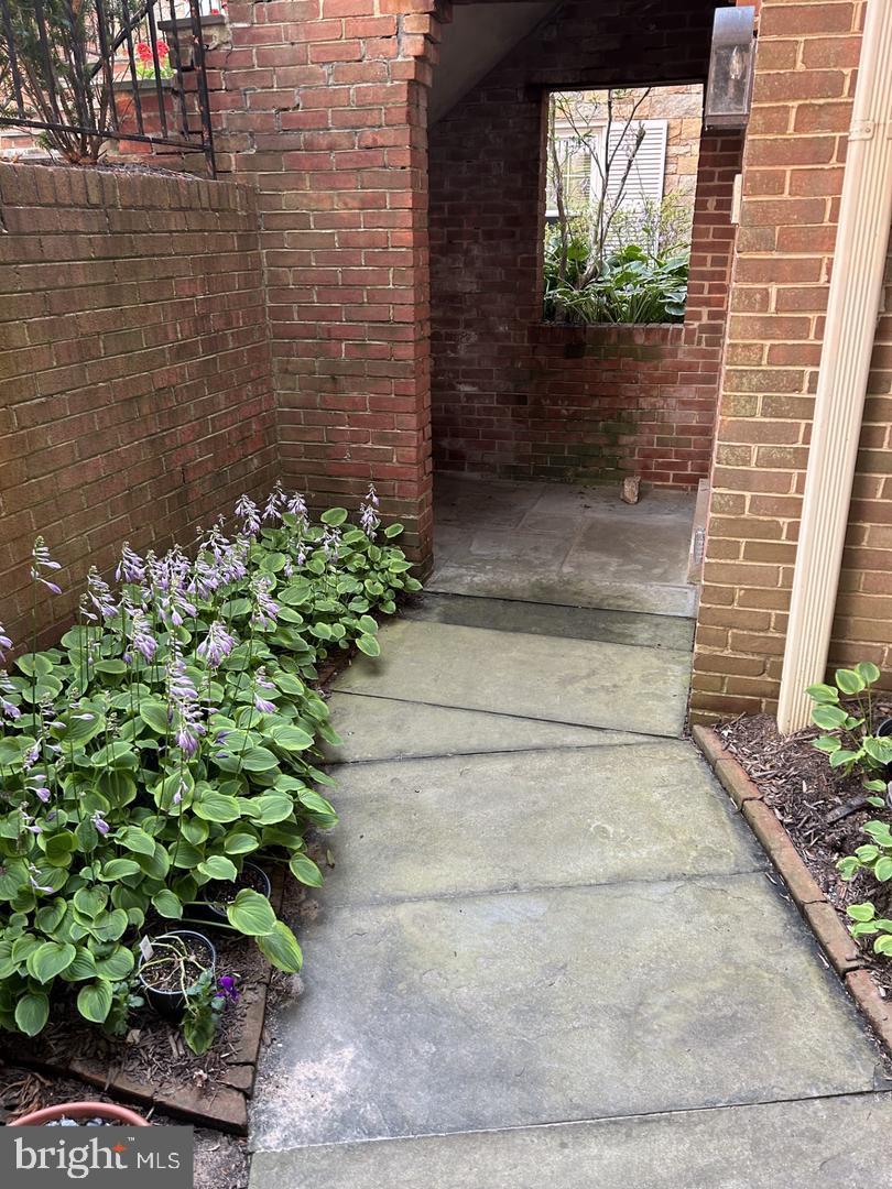 4809 SANGAMORE ROAD 6