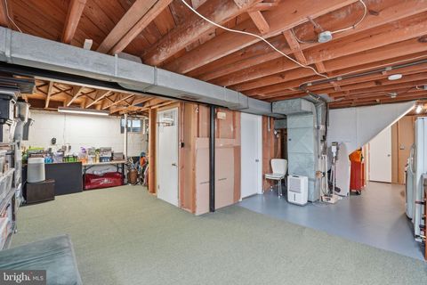 Tiny photo for 7914 Bainbridge Road, ALEXANDRIA, VA 22308 (MLS # VAFX2308204)