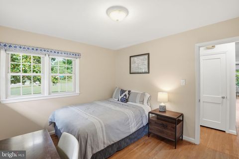 Tiny photo for 7914 Bainbridge Road, ALEXANDRIA, VA 22308 (MLS # VAFX2308204)