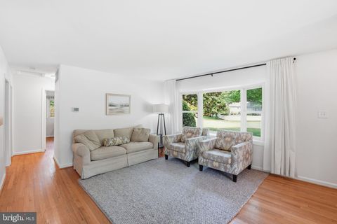 Tiny photo for 7914 Bainbridge Road, ALEXANDRIA, VA 22308 (MLS # VAFX2308204)
