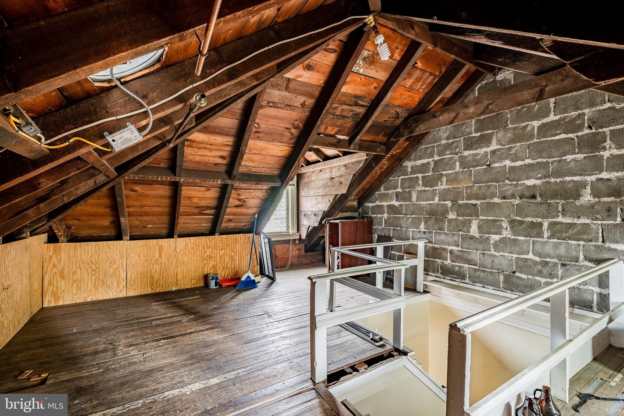 ARDMORE PARK - Residential Lease