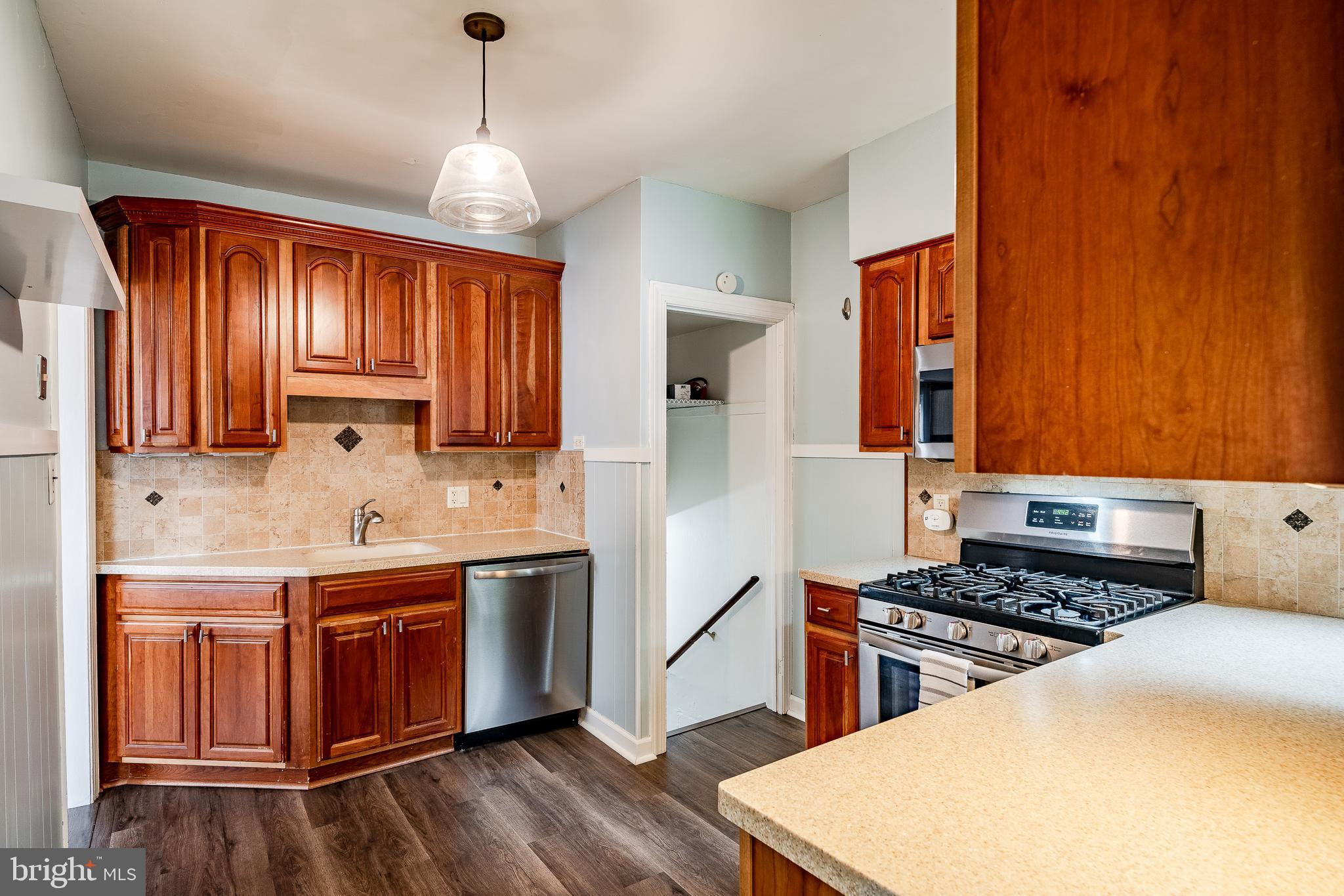 ARDMORE PARK - Residential Lease