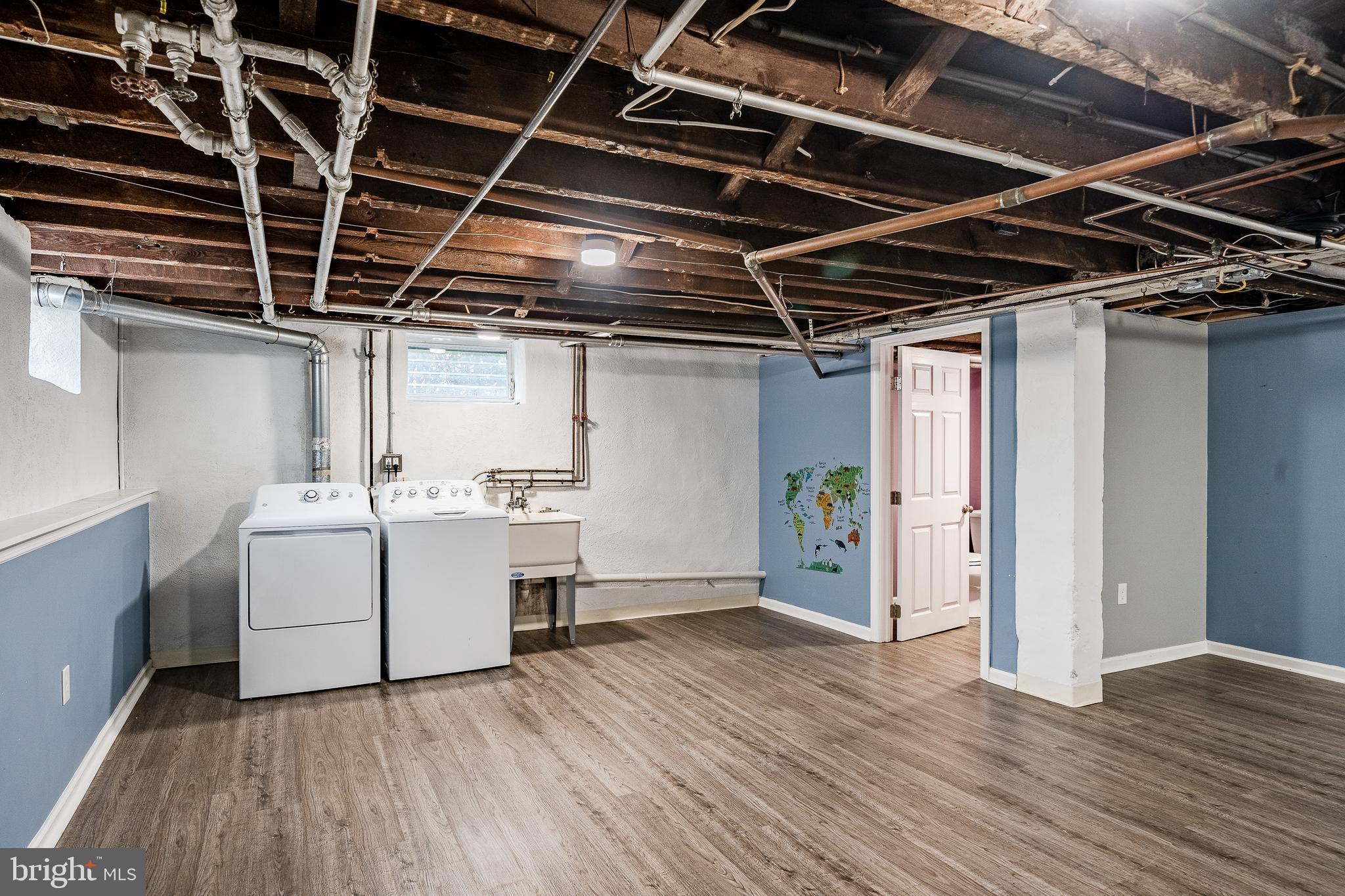 ARDMORE PARK - Residential Lease