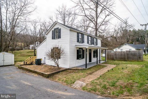 Homes For Sale - 537 Straith Street<br/> Staunton City County, STAUNTON, VA 24401