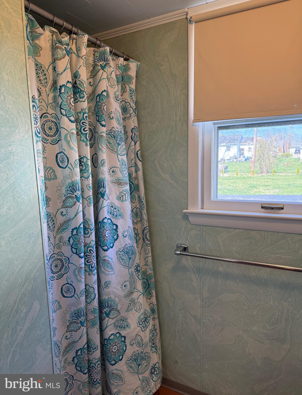 OAK RIDGE - Residential