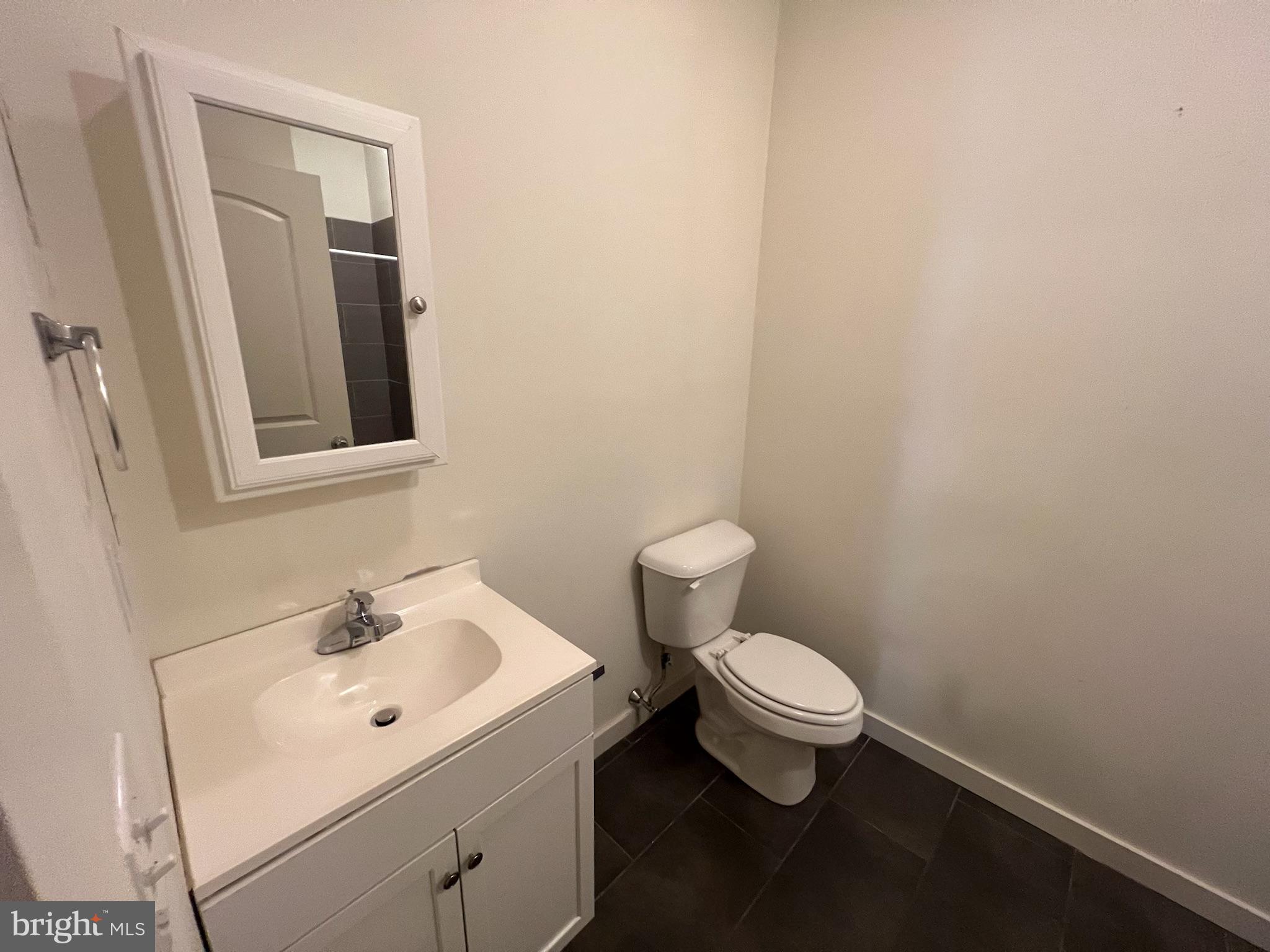 TEMPLE UNIVERSITY - Residential Lease