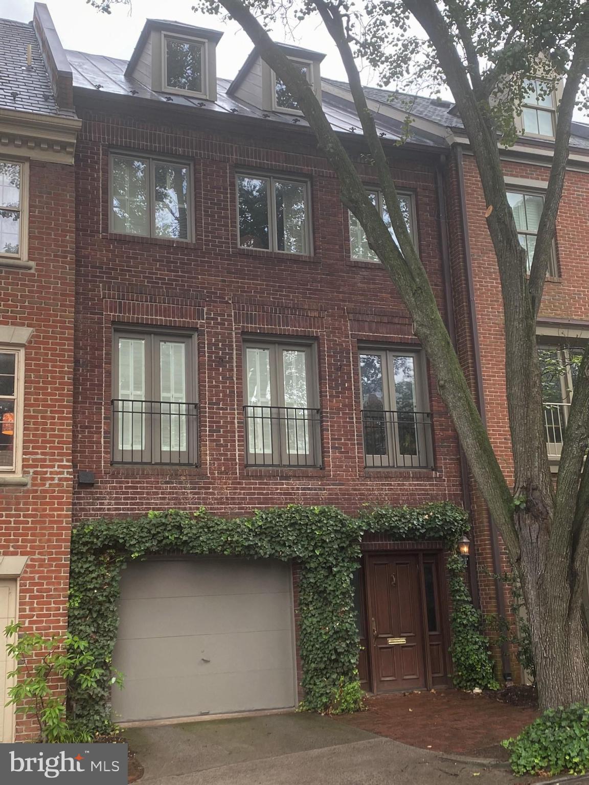 WATERFORD - Residential