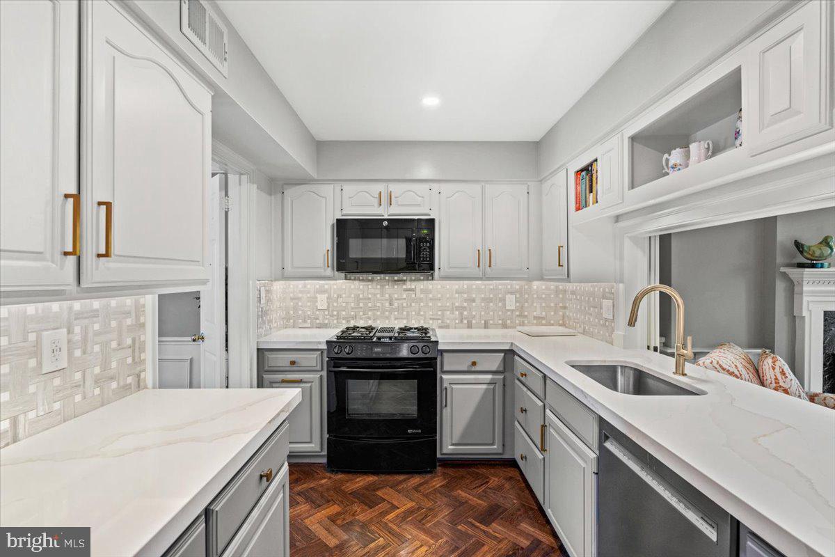 WATERFORD - Residential