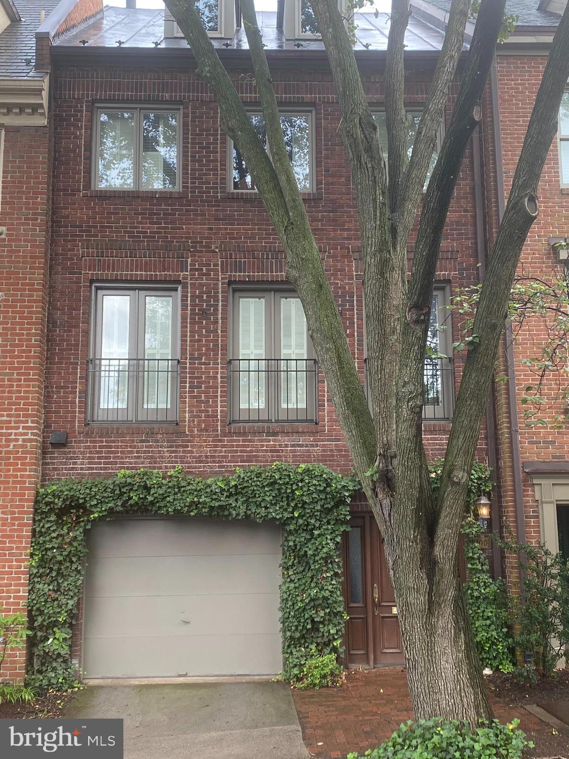 WATERFORD - Residential