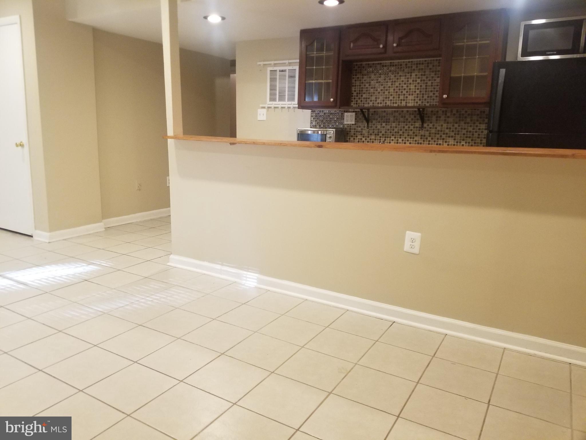 DALE CITY - Residential Lease