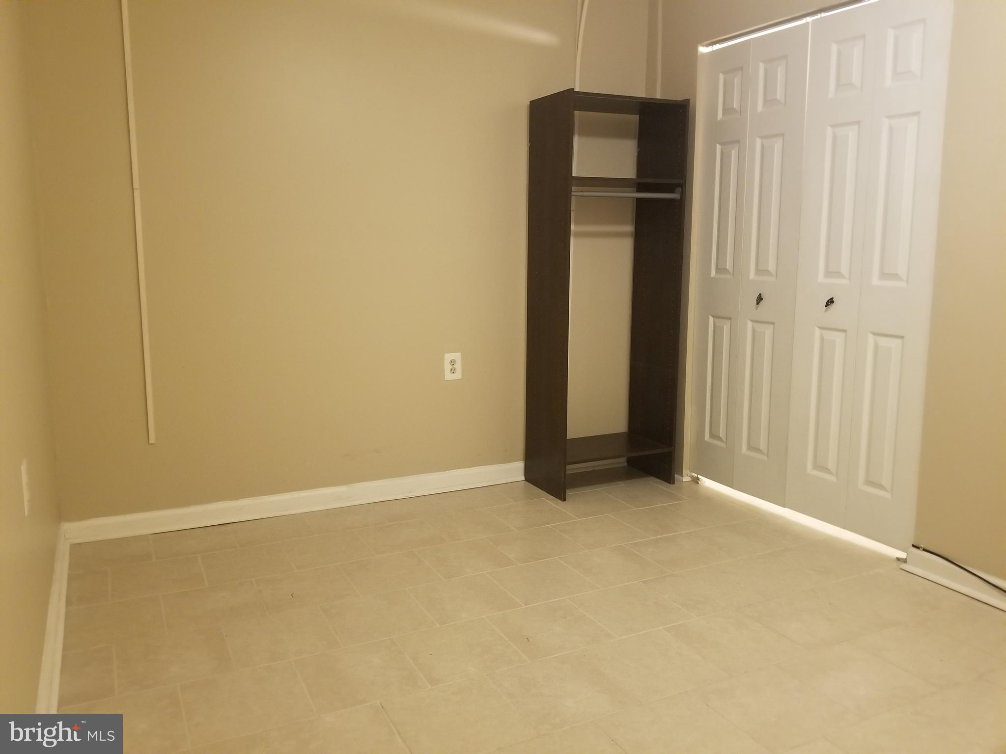 DALE CITY - Residential Lease