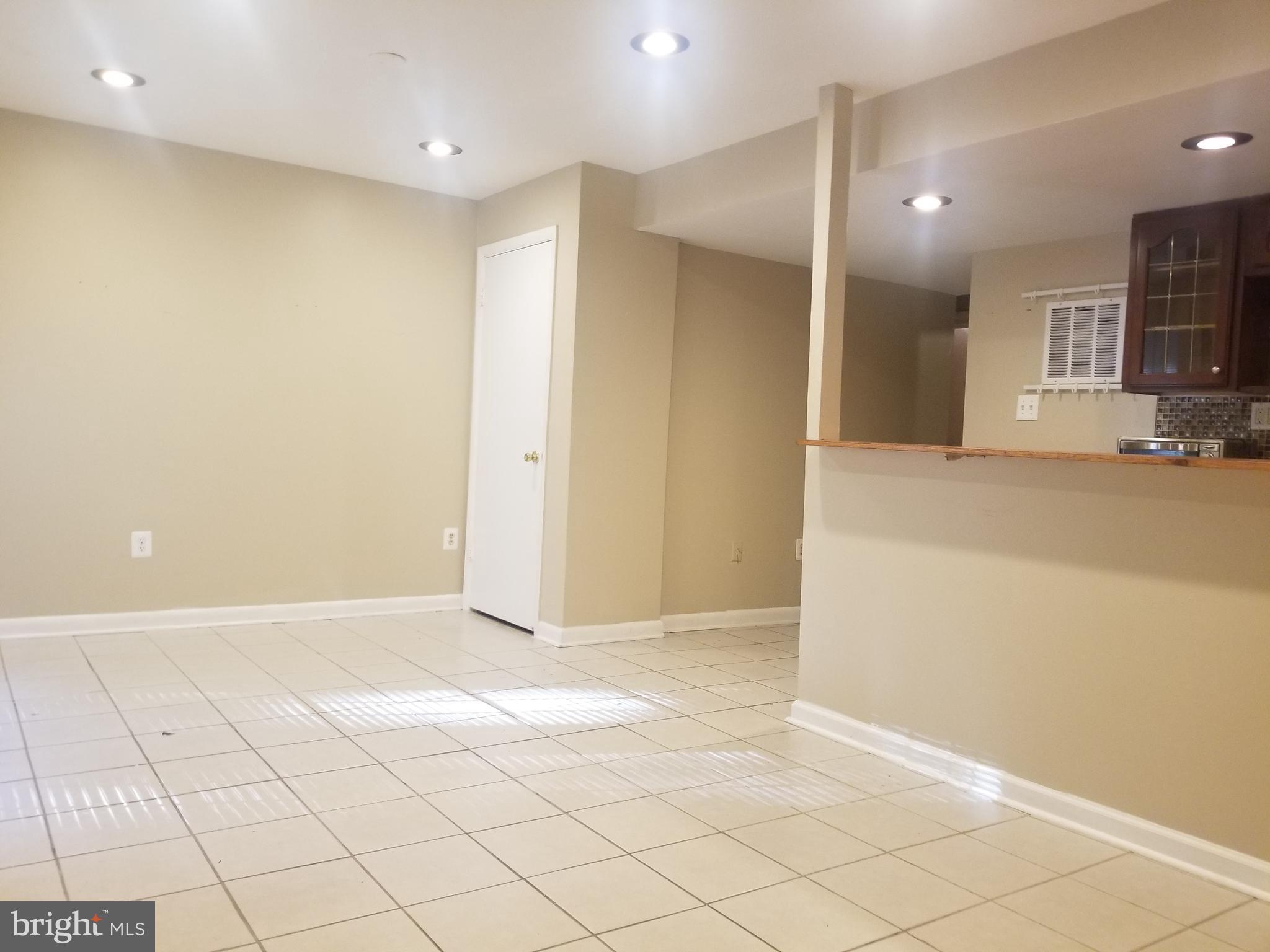 DALE CITY - Residential Lease