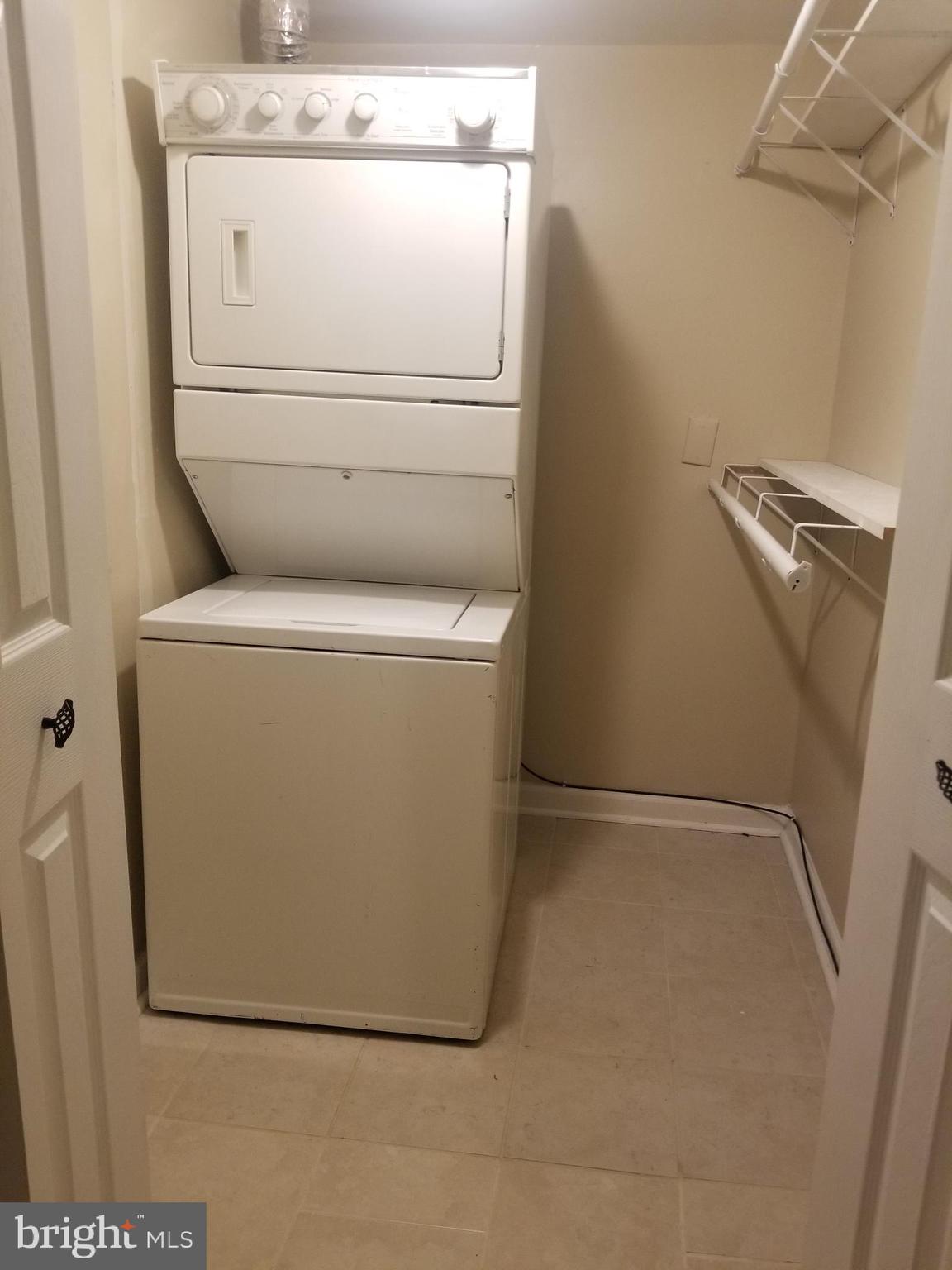 DALE CITY - Residential Lease
