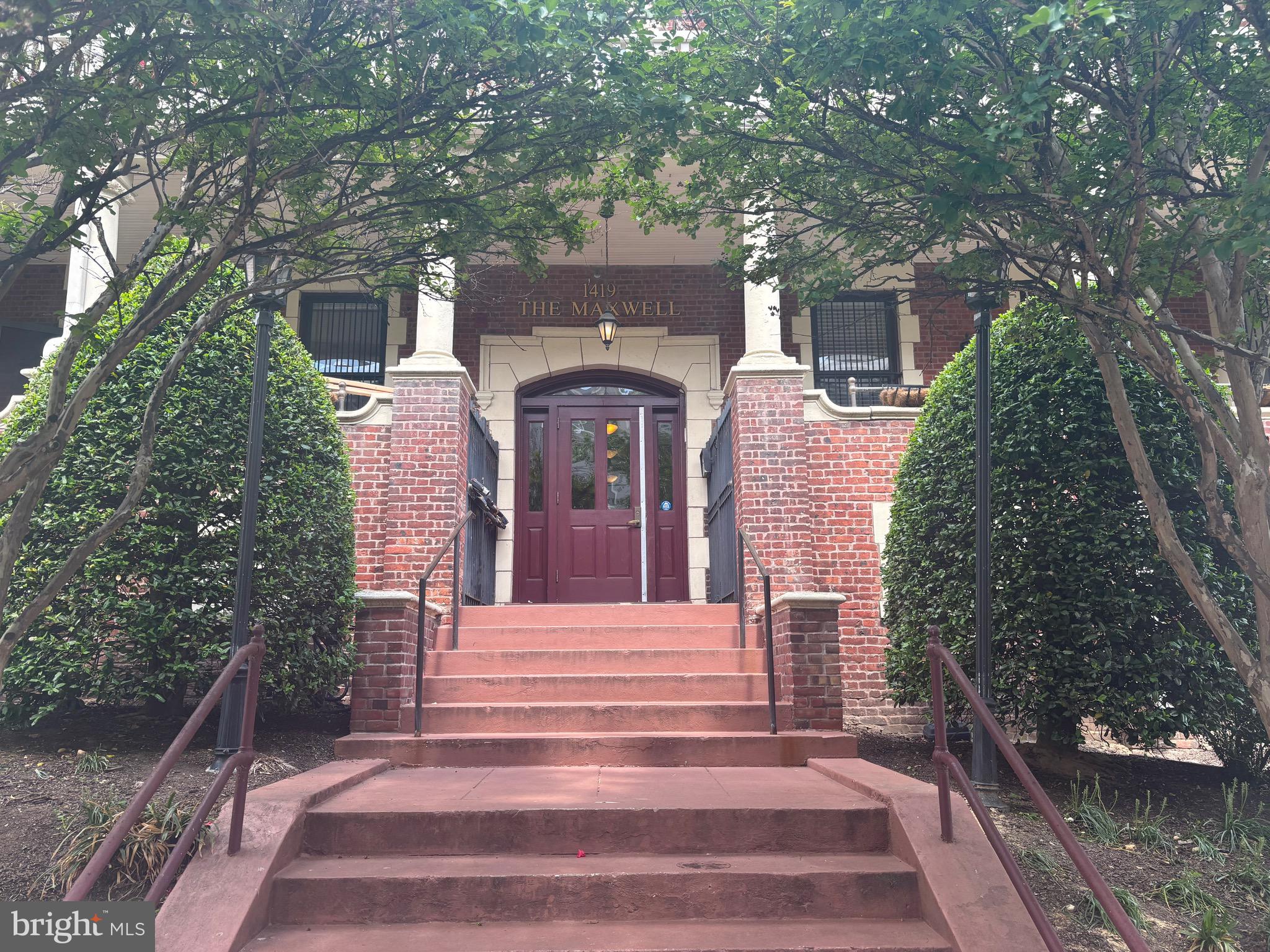 1419 CLIFTON STREET NW 105