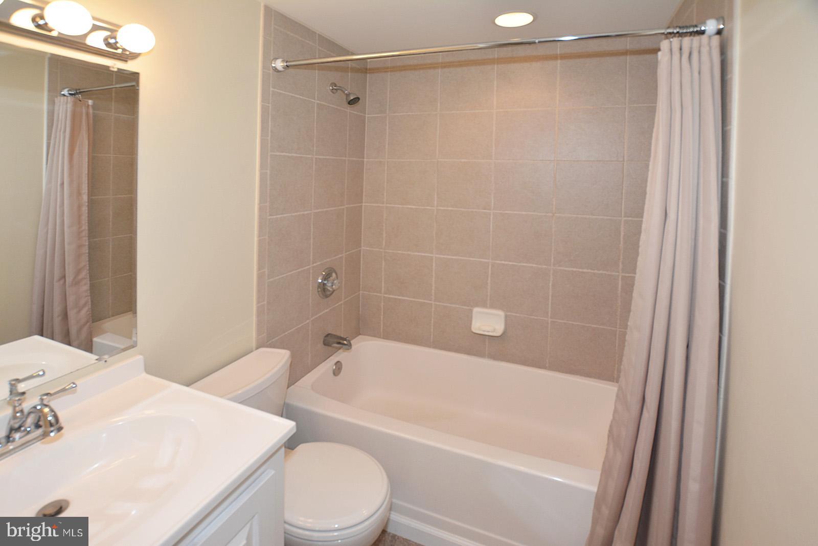 MONTCLAIR - Residential