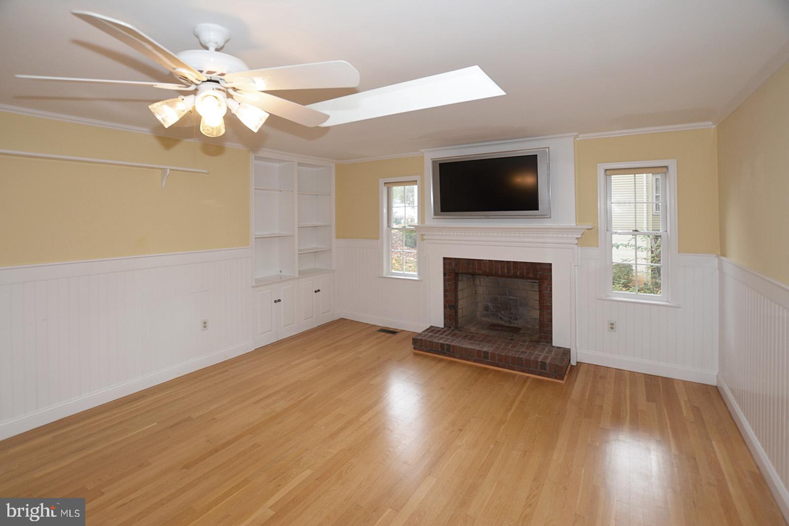 MONTCLAIR - Residential