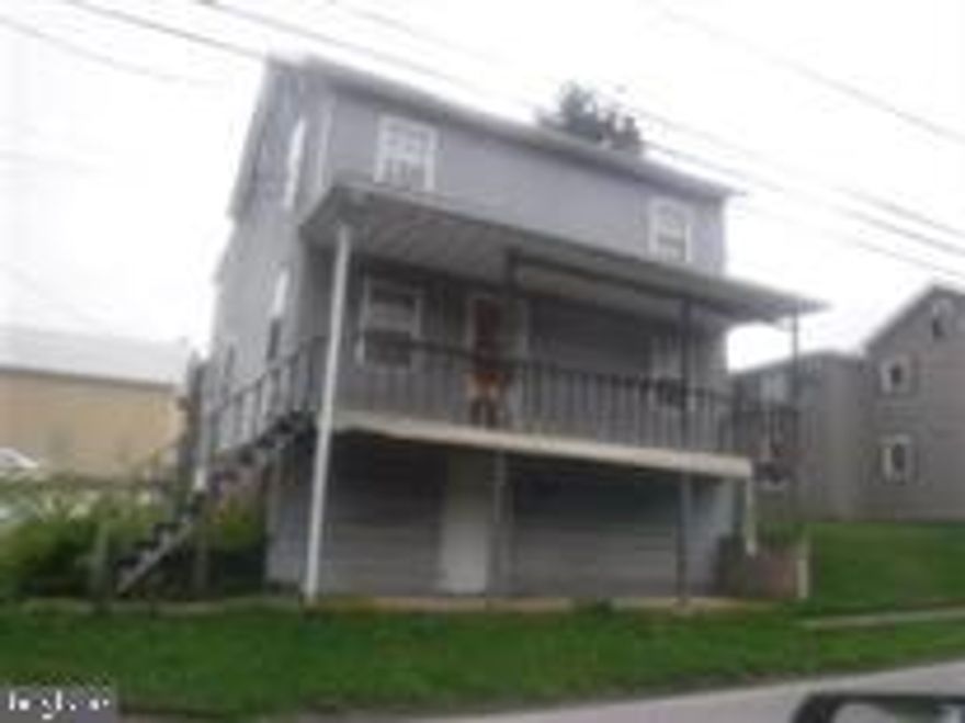 Short Sale.  Buyer pays $6,000 loss mitigation fee.  Enter at your own risk.