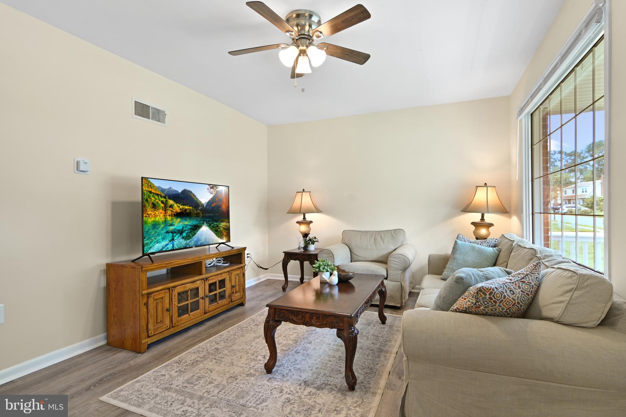 DALE CITY - Residential