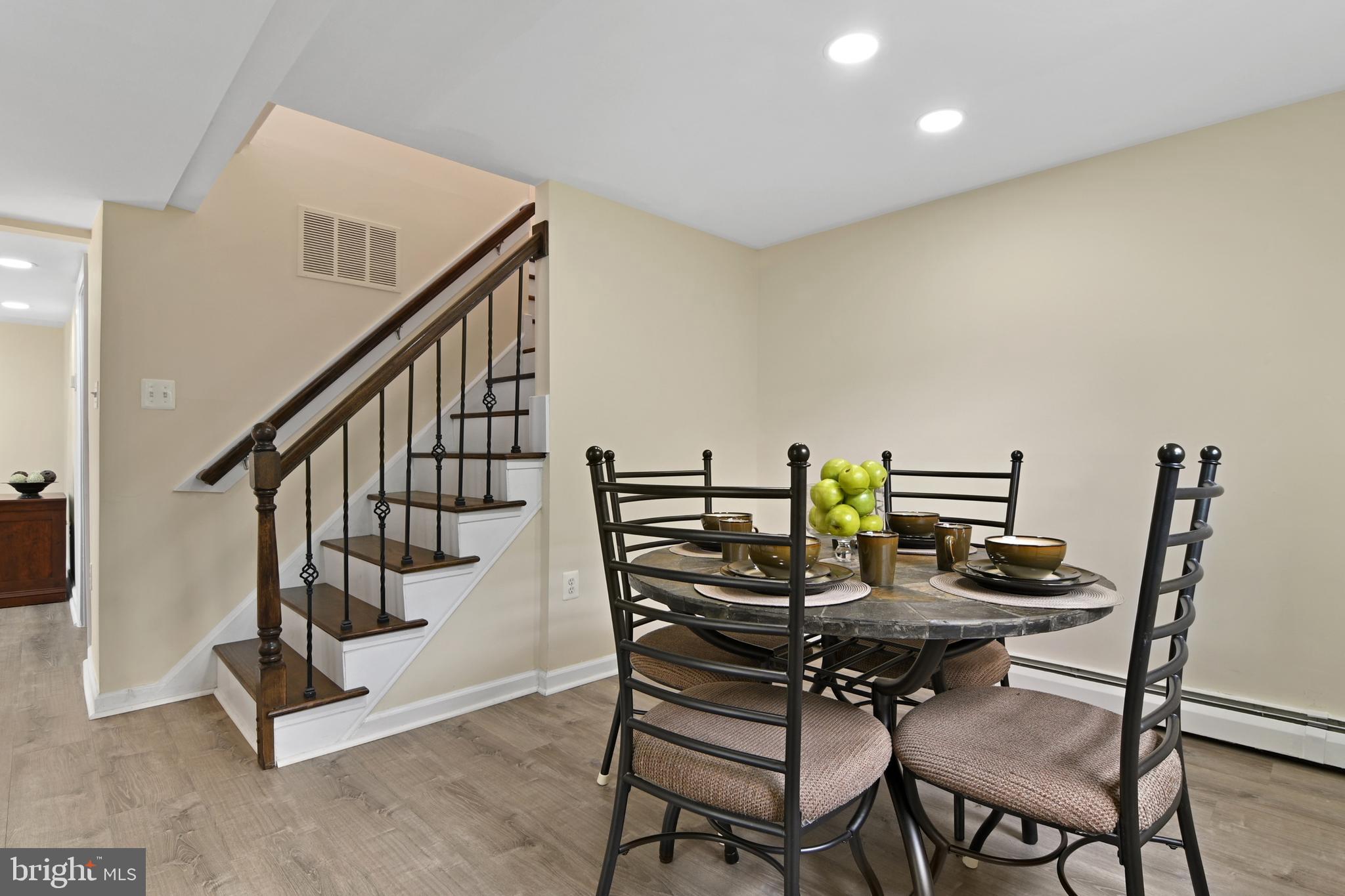 DALE CITY - Residential