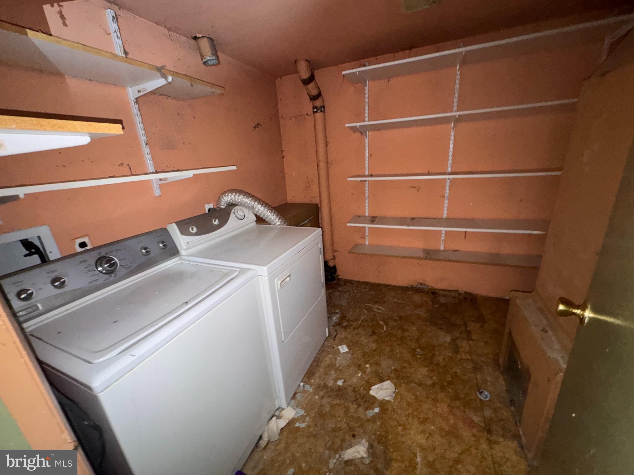 WASHINGTON SQ - Residential