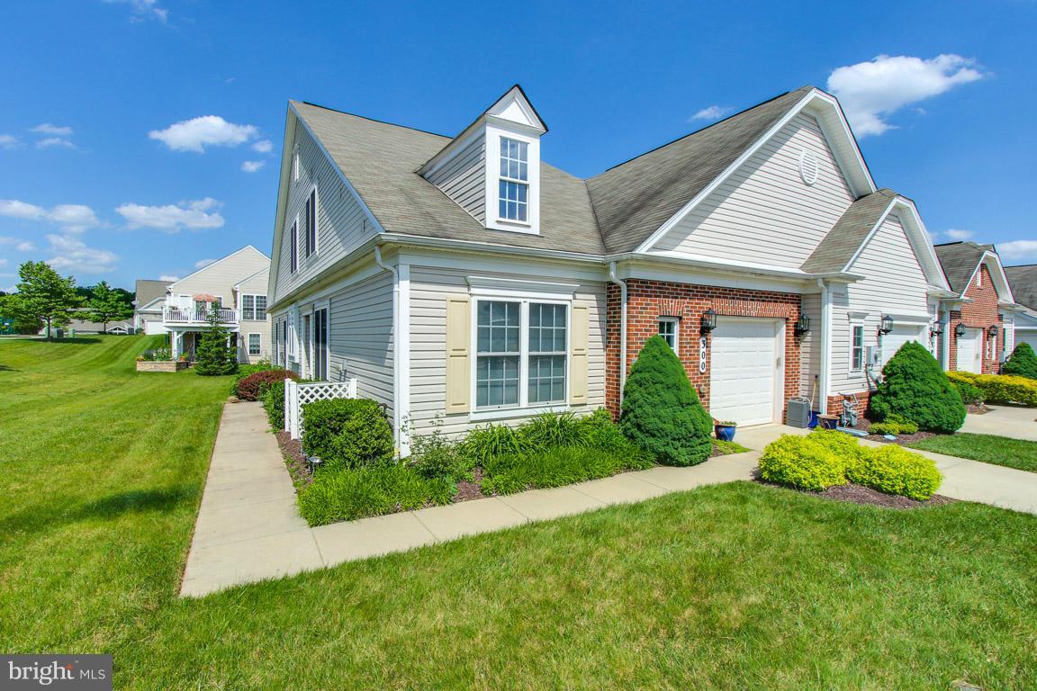 CARROLL VISTA - Residential