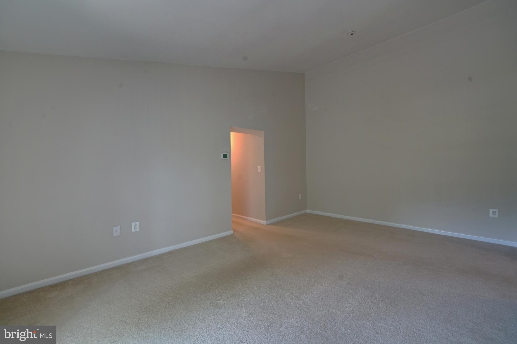 VILLAGE OF MONTGOMERY RUN - Residential Lease