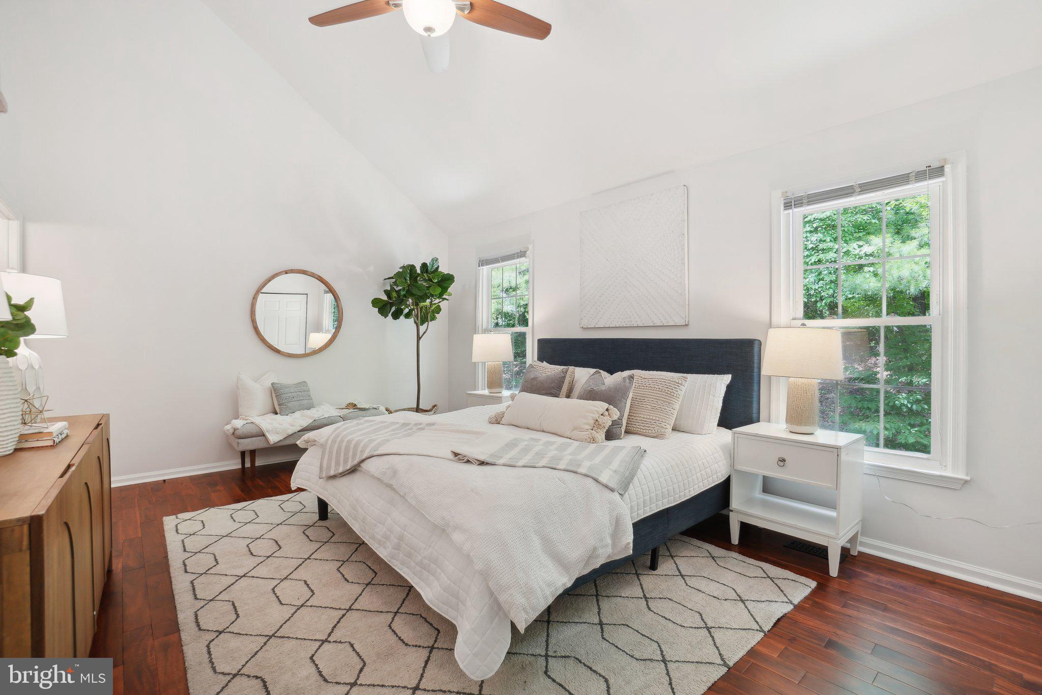 SPRINGFIELD OAKS - Residential