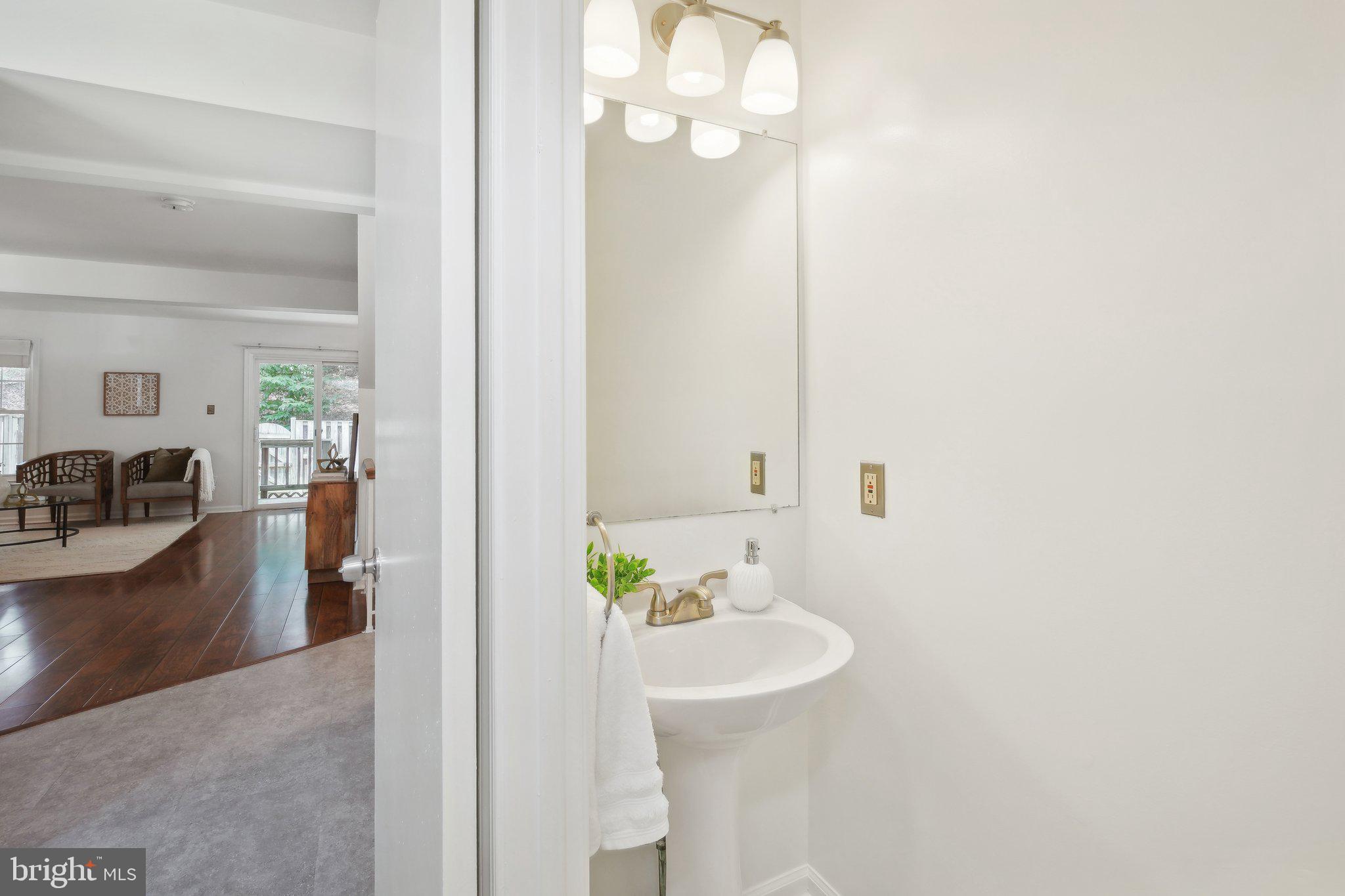 SPRINGFIELD OAKS - Residential