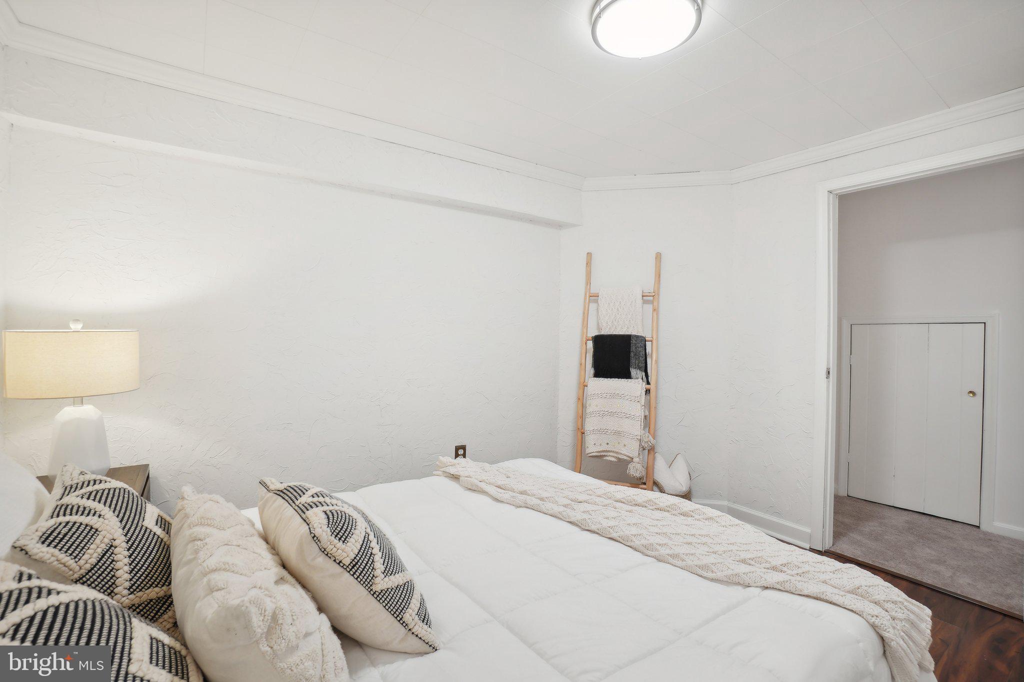 SPRINGFIELD OAKS - Residential