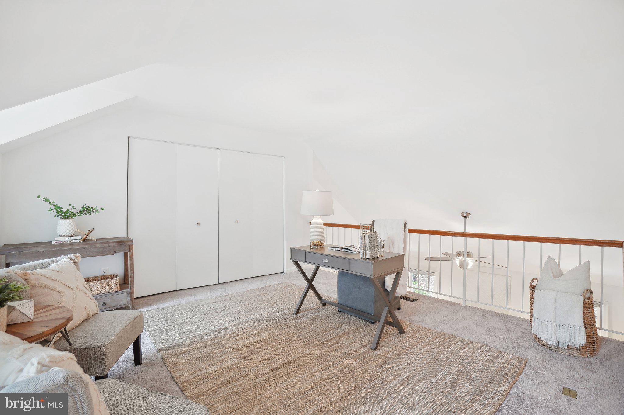 SPRINGFIELD OAKS - Residential