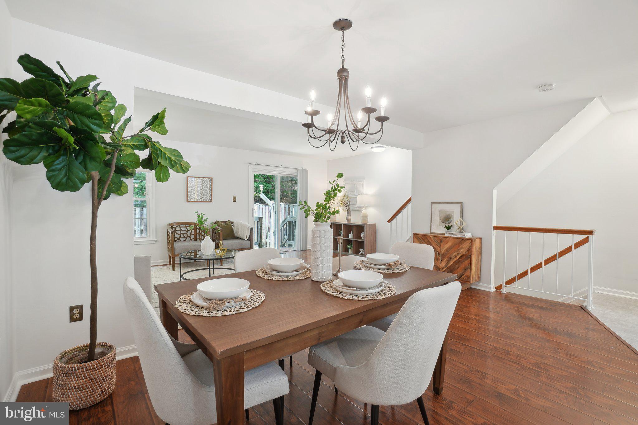 SPRINGFIELD OAKS - Residential