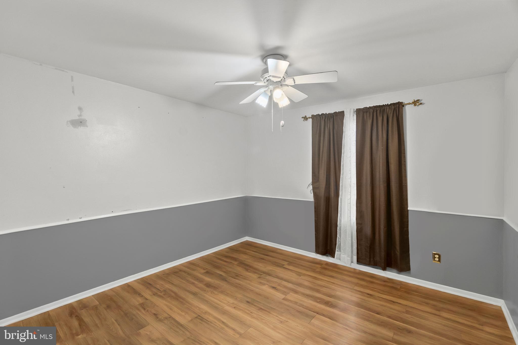 MALLARD POINTE - Residential