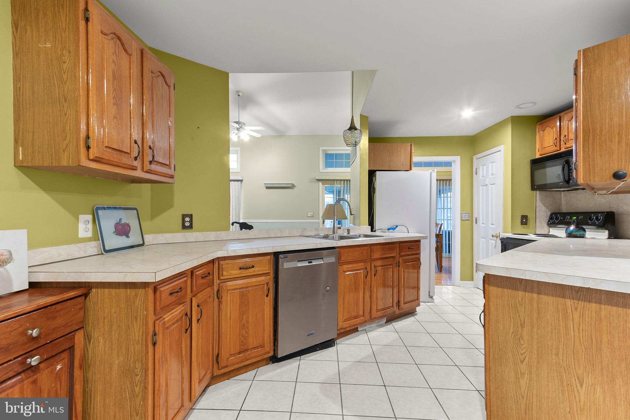 MALLARD POINTE - Residential