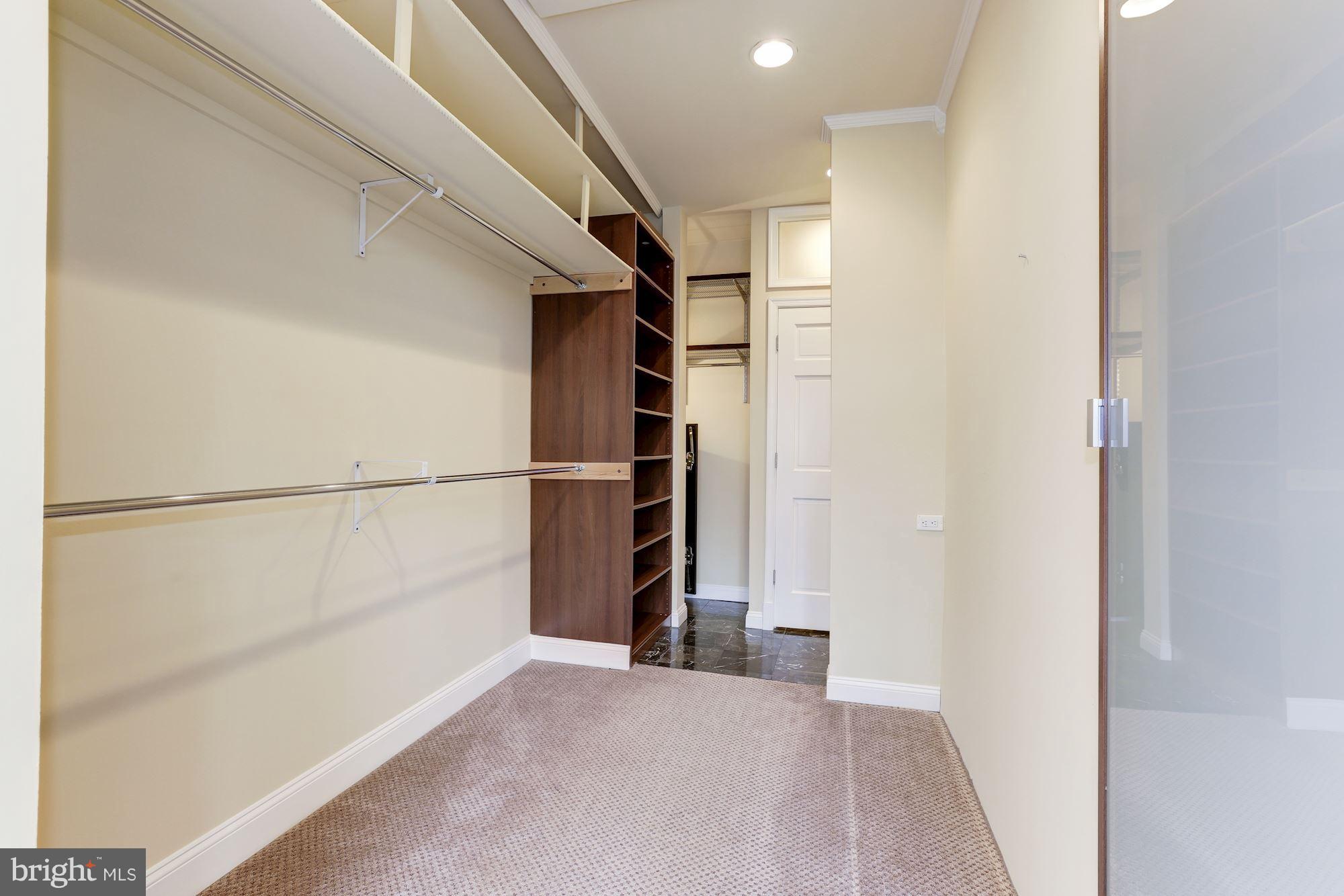 VAUXCLEUSE - Residential