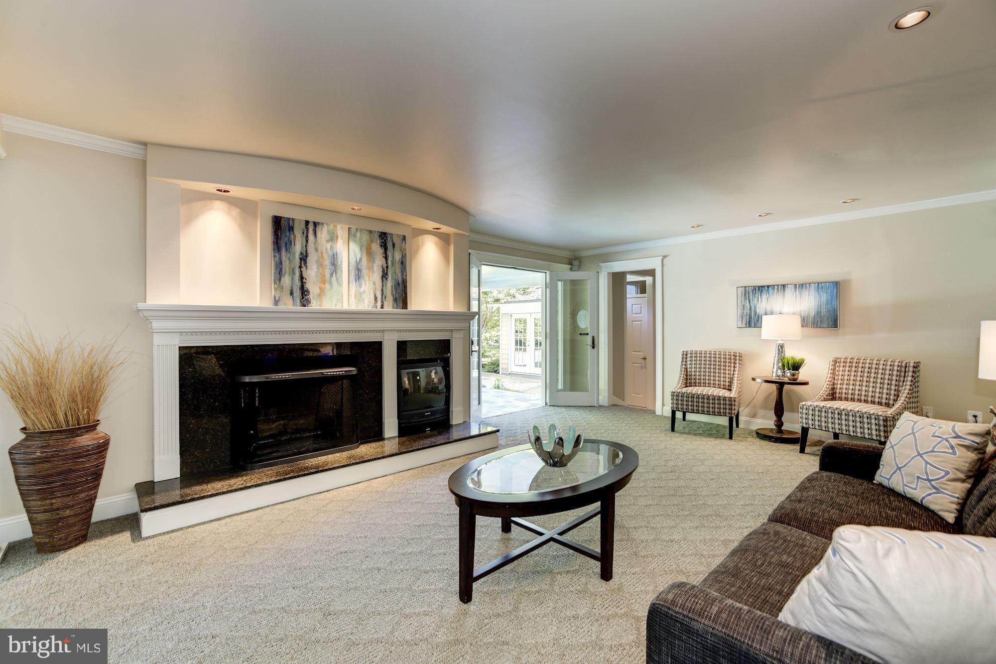 VAUXCLEUSE - Residential