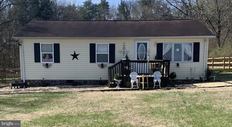 Homes For Sale - 21538 Mt Pony Road<br/> CULPEPER, VA 22701