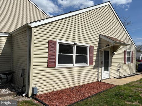 Condo For Sale - 48 S South Seas Court<br/> Ocean County, BARNEGAT, NJ 08005