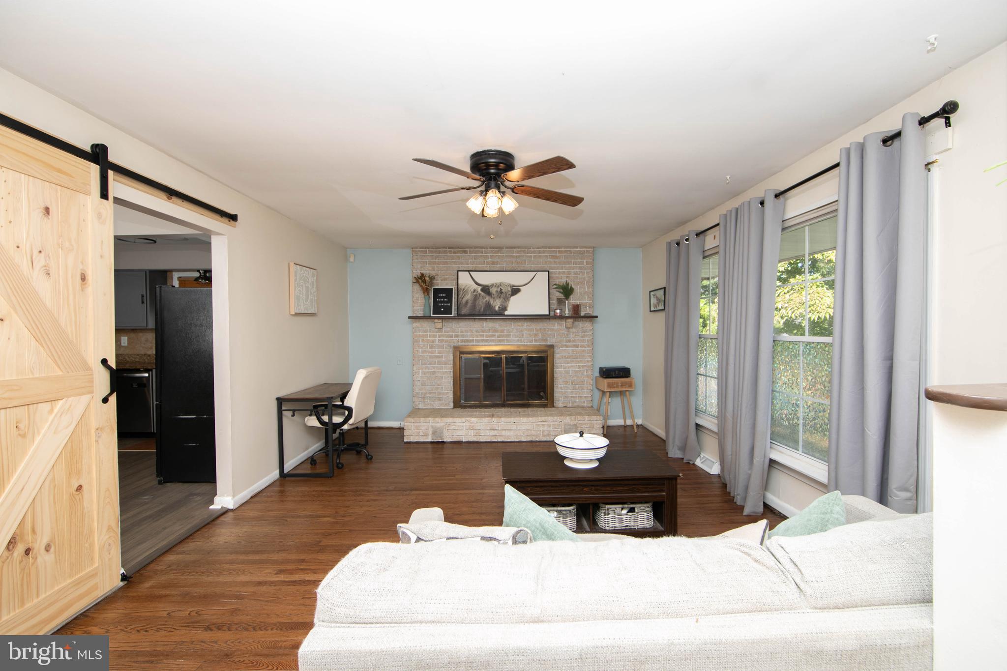 1714 RED FEATHER TRAIL