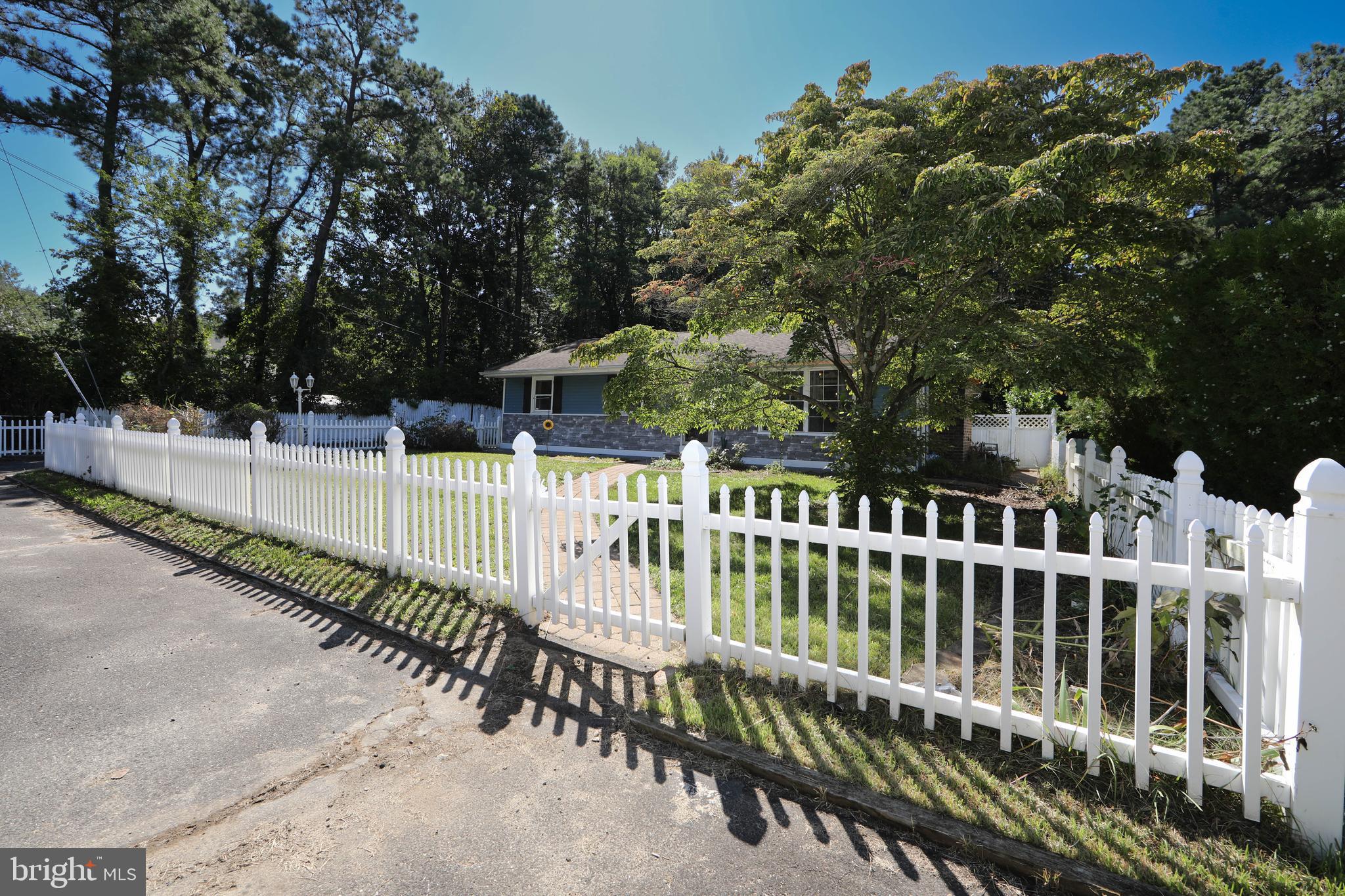 1714 RED FEATHER TRAIL