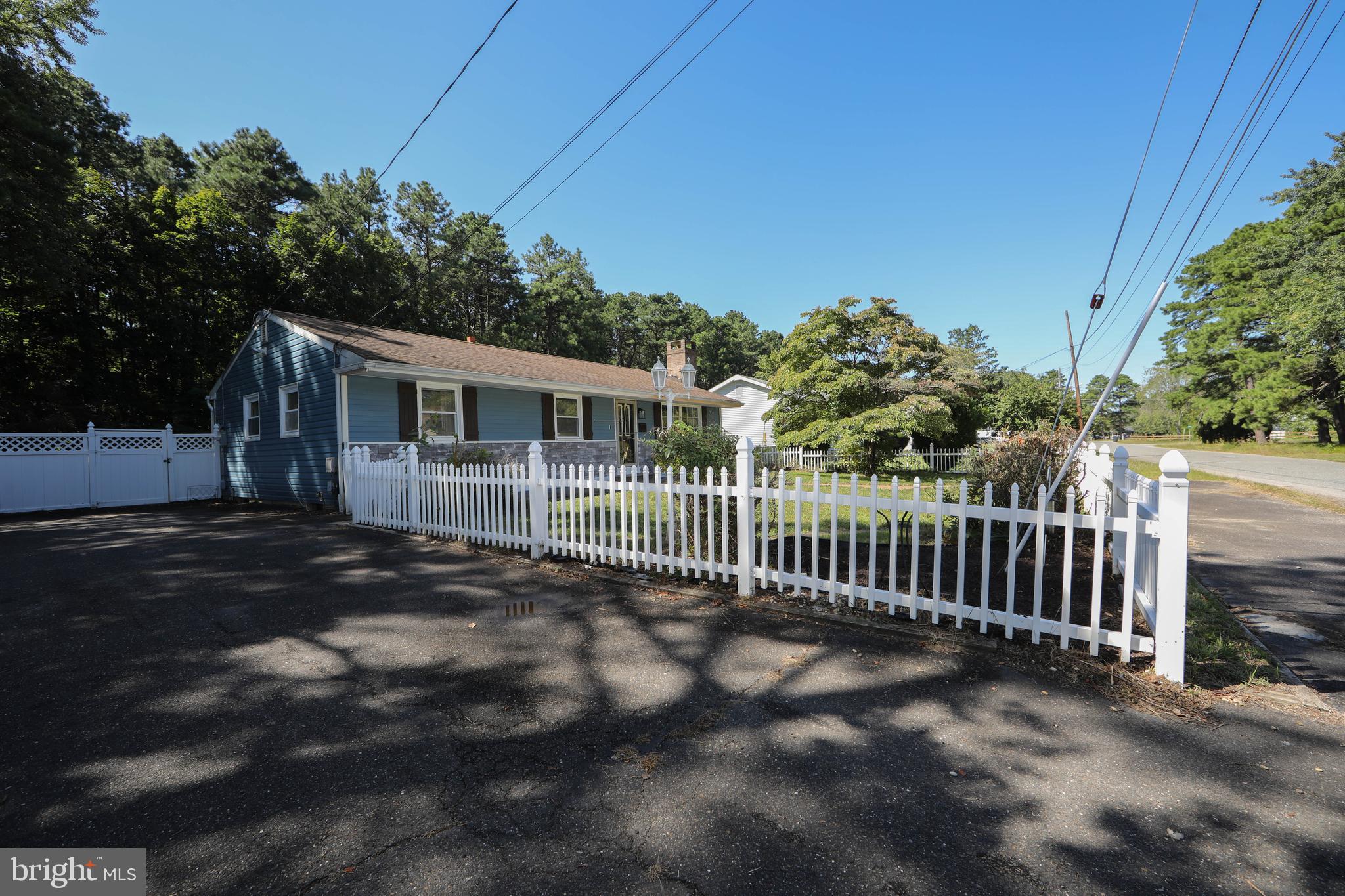 1714 RED FEATHER TRAIL