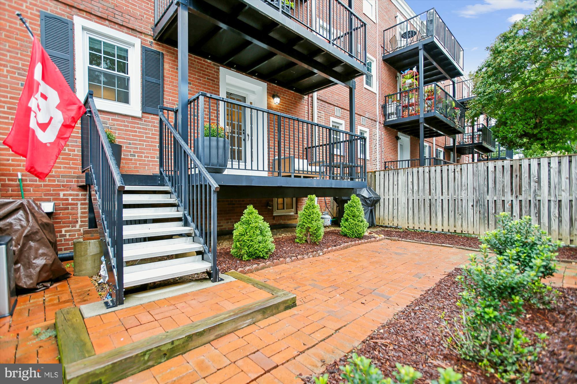 FAIRLINGTON VILLAGE - Residential