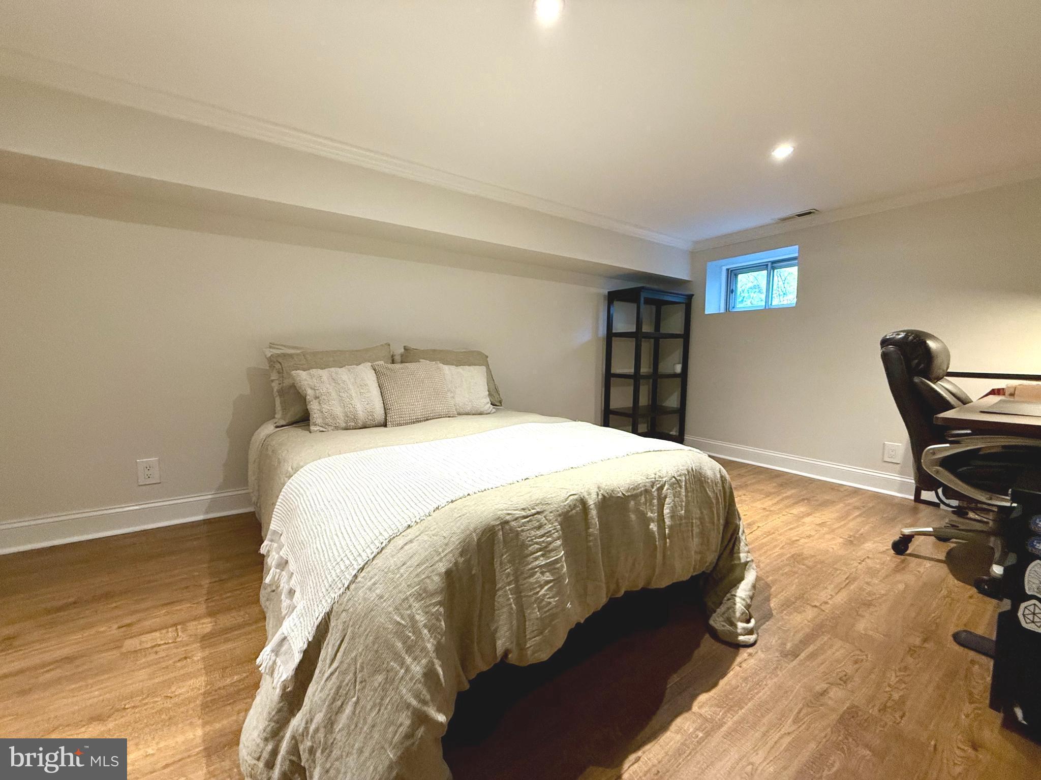 FAIRLINGTON VILLAGE - Residential