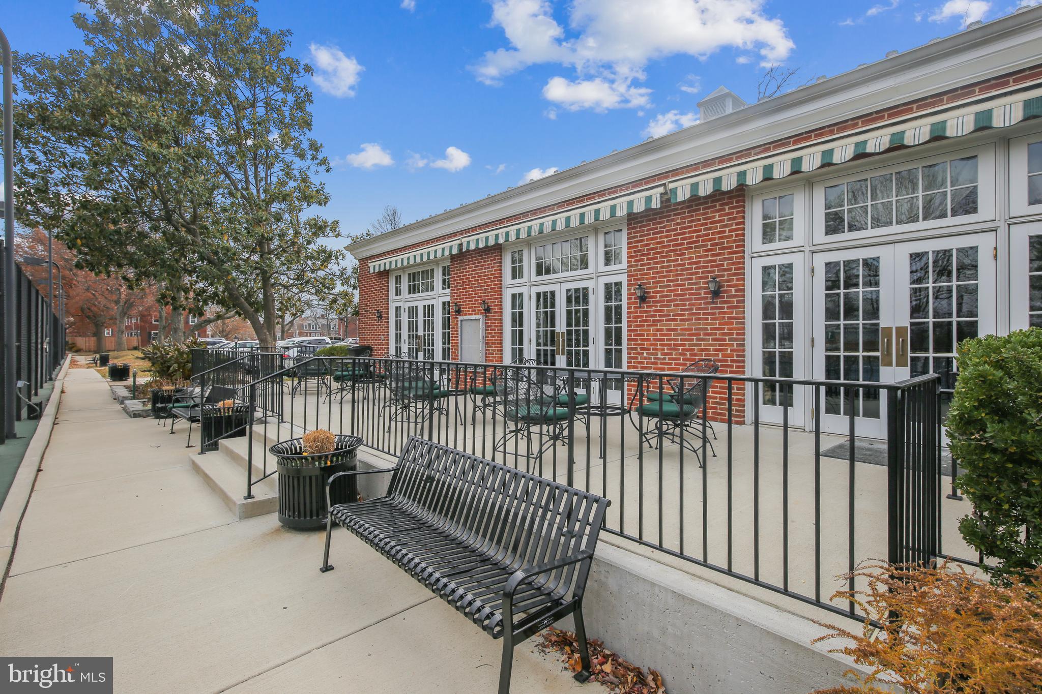 FAIRLINGTON VILLAGE - Residential